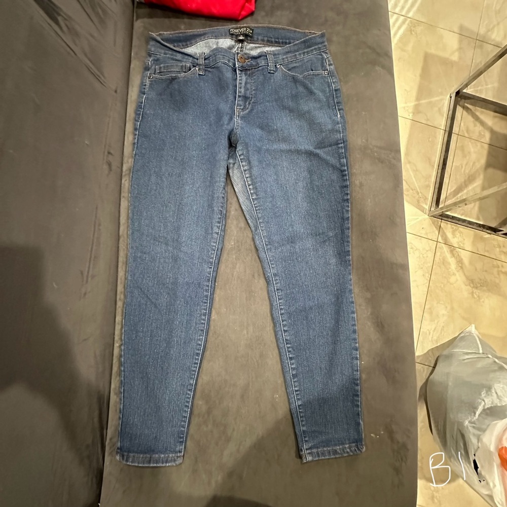 FOREVER 21 skinny jeans